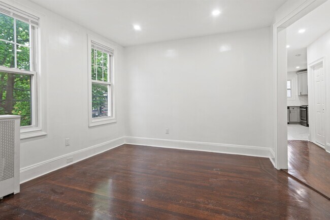Building Photo - 56 Highwood Terrace