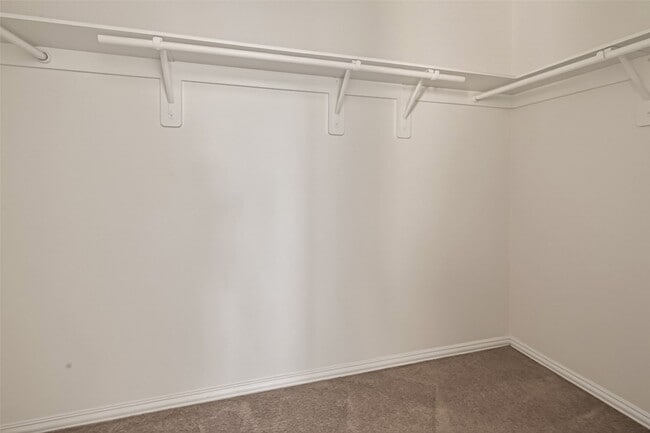 Building Photo - 12102 City Trek Ln