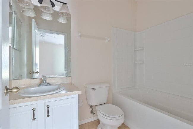 Building Photo - 15843 Fishhawk View Dr
