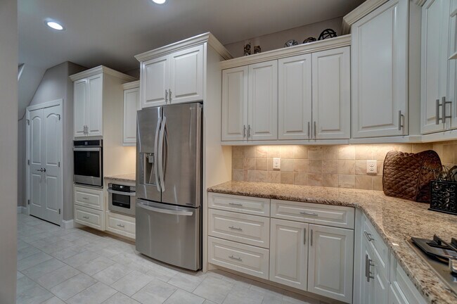 Wall oven, drawer microwave, 24 cubic foot french door refrigerator - 2335 Sylvia Court