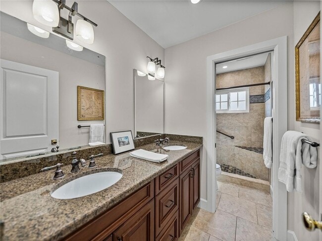 Building Photo - 829 59th Ave