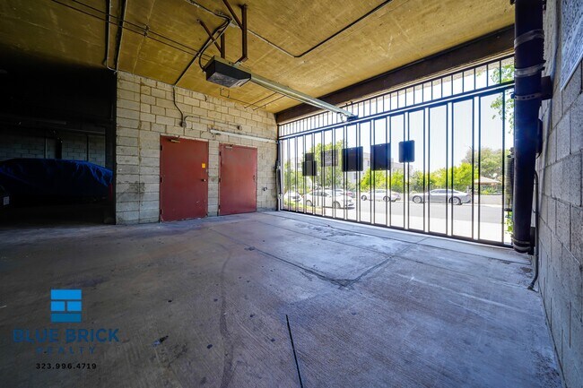 Building Photo - 10250 Commerce Ave