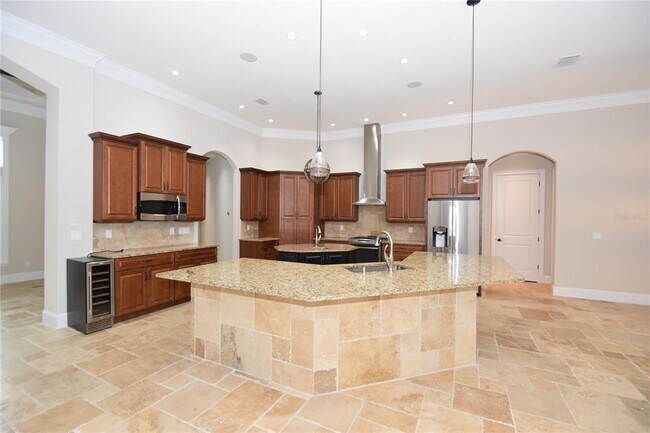 Building Photo - 7 Spanish Moss Ct