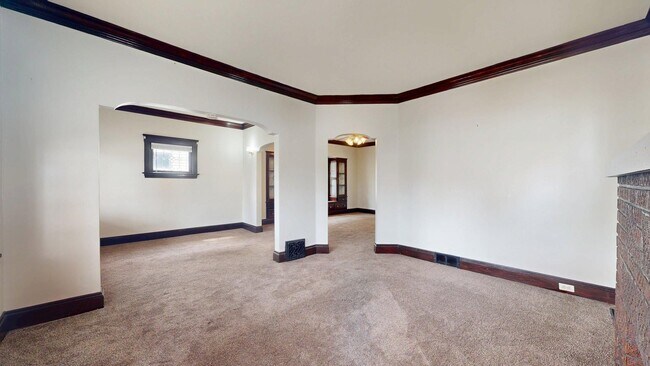 Building Photo - 3590 W 47th St