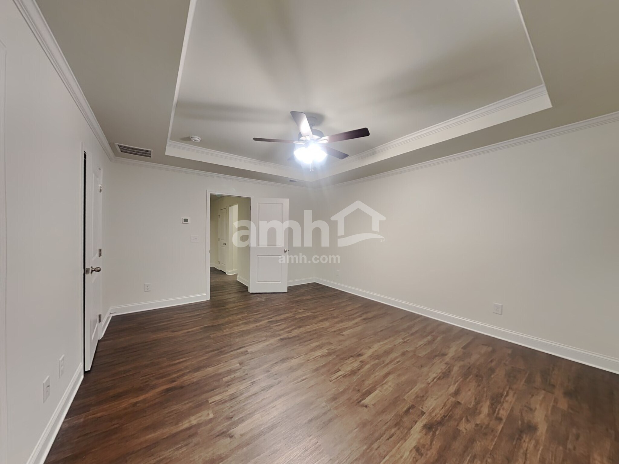 Building Photo - 475 Summit View Ct