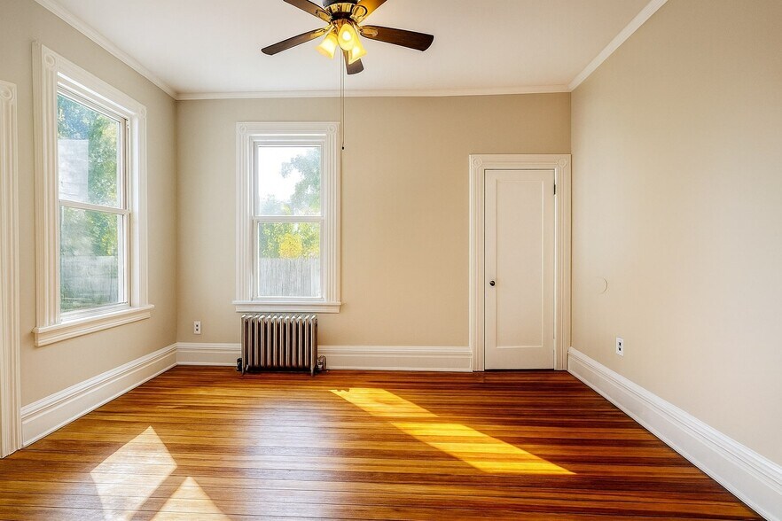 LIVING ROOM - 89 Grant St