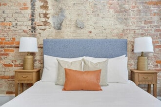 Building Photo - 1016 Canal St