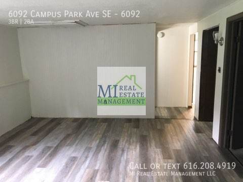 Building Photo - 6092 Campus Park Dr SE