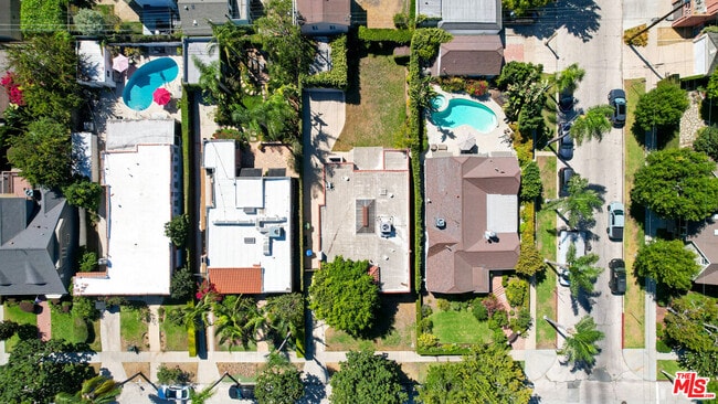 Building Photo - 107 S Lucerne Blvd
