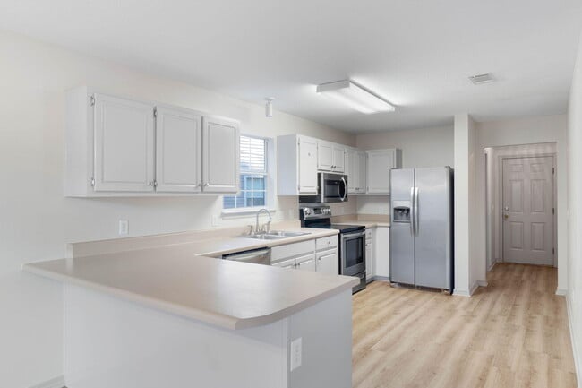 Building Photo - 6334 Cottage Woods Dr