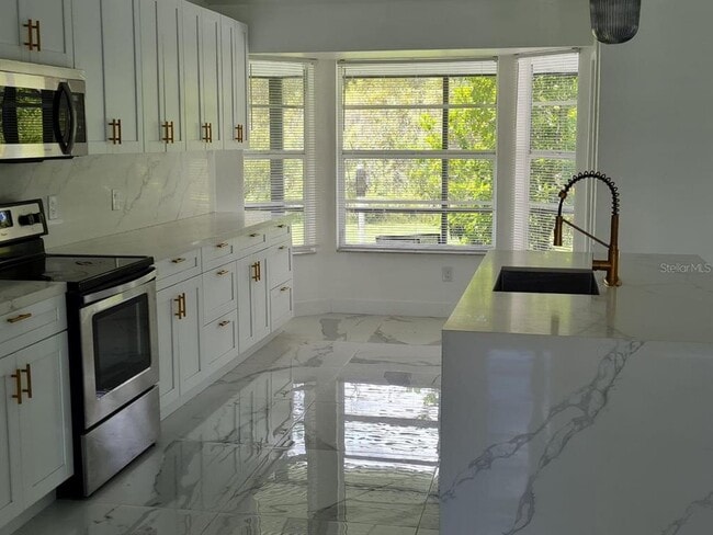 Building Photo - 25892 Aysen Dr