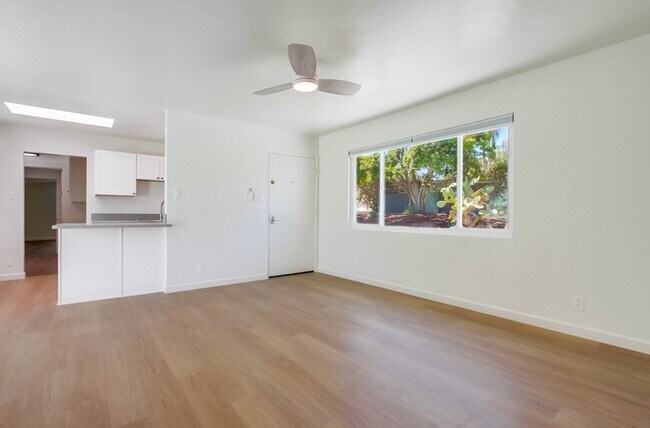 Building Photo - Charming & Upgraded San Marcos Home with P...