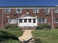 Building Photo - 1B Colfax Manor