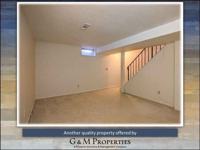 Building Photo - 553 Eastbrooke Ln
