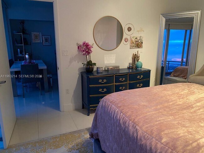 Building Photo - 92 SW 3rd St