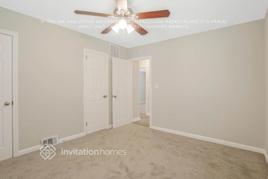 Building Photo - 3389 Lark Ln