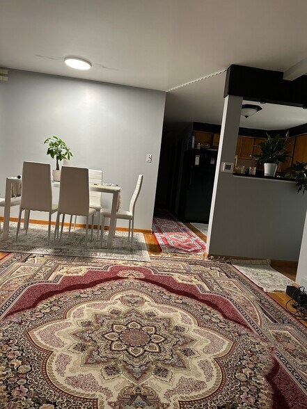 Building Photo - 47 Awood Pl