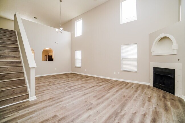 Building Photo - 4880 Grimm Dr