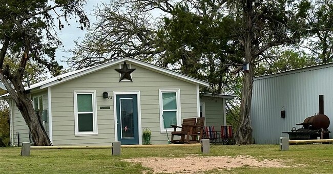 Building Photo - 131 Alexander Dr