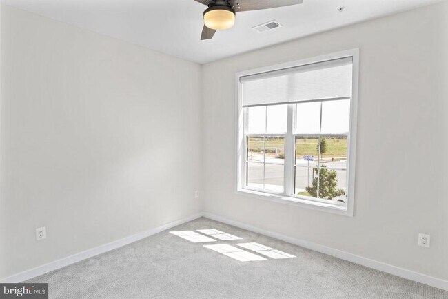 Building Photo - 22328 Roanoke Rise Terrace