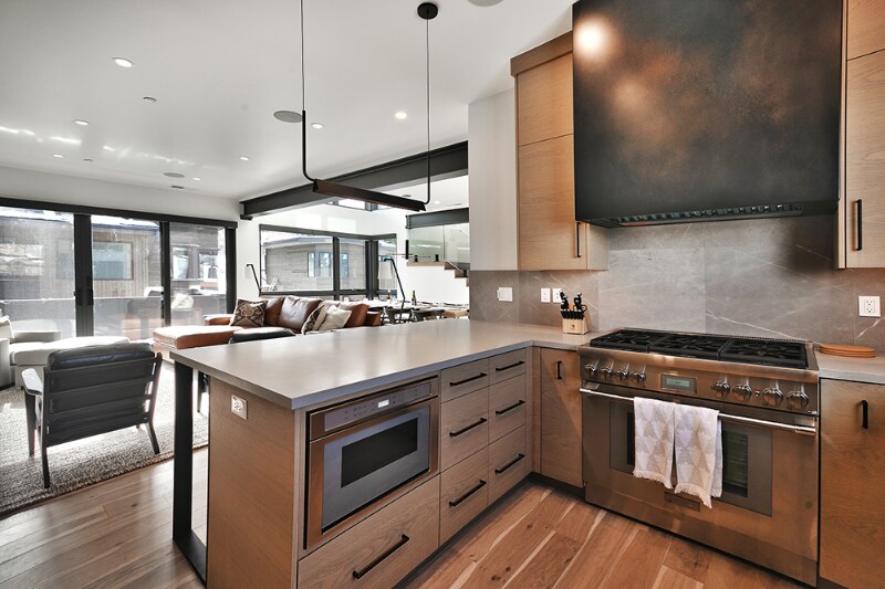 Building Photo - 3471 Ridgeline Dr