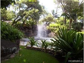 Building Photo - 501 Hahaione St