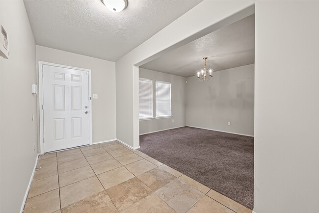 Building Photo - 17347 Wigeon Way Dr