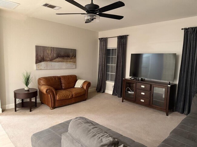 Building Photo - 1103 Water Hole Trail