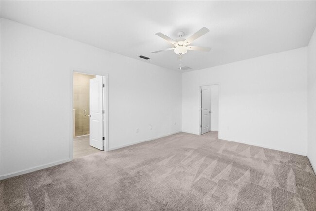 Building Photo - 100 Lake Sinclair St