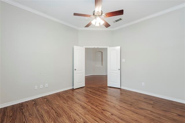 Building Photo - 8626 Davis Dr