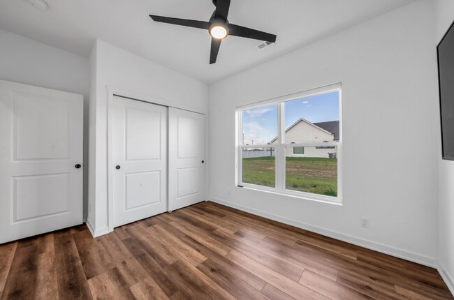 Building Photo - 23817 Harvest Heights Cir