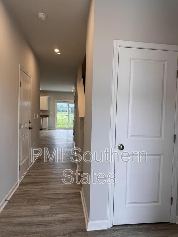 Building Photo - 106 Randwick Ln
