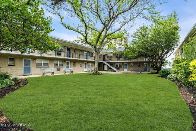 Building Photo - 455 Ocean Blvd