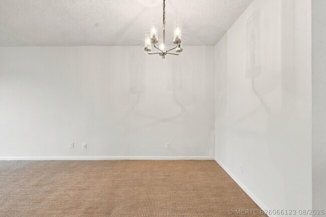 Building Photo - 1601 S Flagler Dr