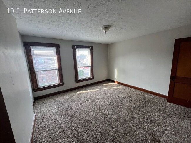 Building Photo - 10 E Patterson Ave
