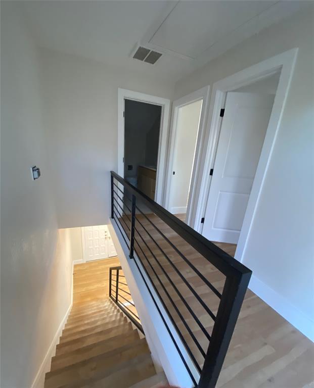 Building Photo - 6405 Shadow Valley Dr