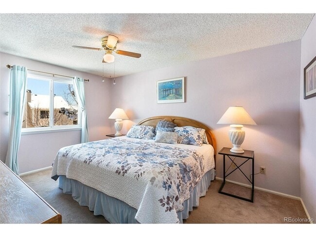 Building Photo - 5504 S Zang St