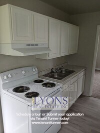 Building Photo - 1706 Clover Dr