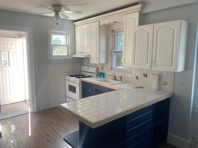 Kitchen - 346 Pine St