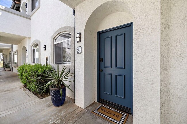 Building Photo - 30902 Clubhouse Drive