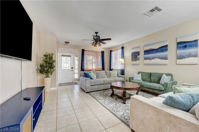 Building Photo - 268 Copper Glow Ct