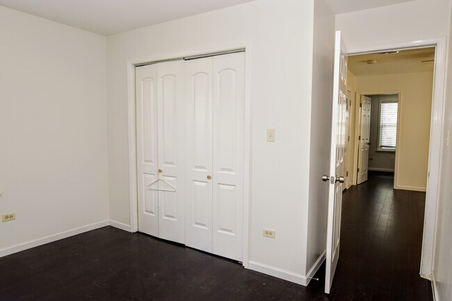 BEDROOM #1 WITH LARGE CLOSET - 1828 N Bissell St
