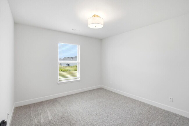 Building Photo - 1017 Spyglass Ct