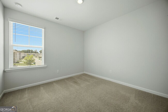 Building Photo - 111 Horned Owl Ave