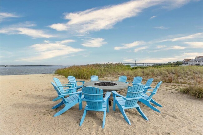 Building Photo - 44 Wimbledon Cir