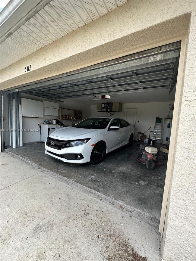 Building Photo - 507 Peerless Cir