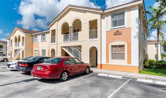 Building Photo - 2908 SE 17th Ave