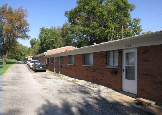 Primary Photo - Vodge Apartments