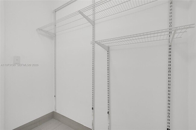 Building Photo - 13390 NE 6th Ave