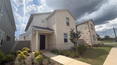 Building Photo - 809 Blossom Ln